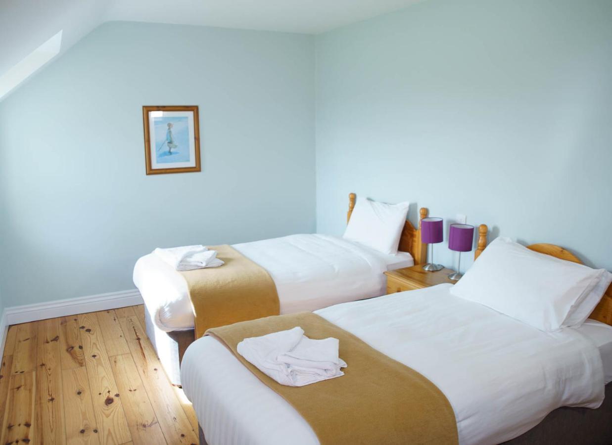 Dingle Courtyard Cottages 4 Bed By Trident Holiday Homes מראה חיצוני תמונה