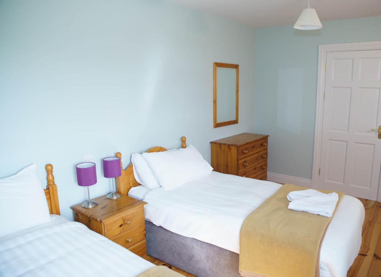 Dingle Courtyard Cottages 4 Bed By Trident Holiday Homes מראה חיצוני תמונה