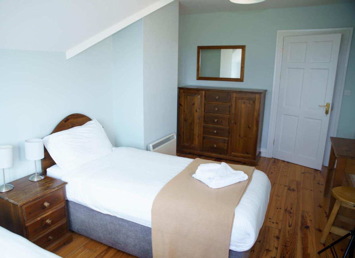 Dingle Courtyard Cottages 4 Bed By Trident Holiday Homes מראה חיצוני תמונה